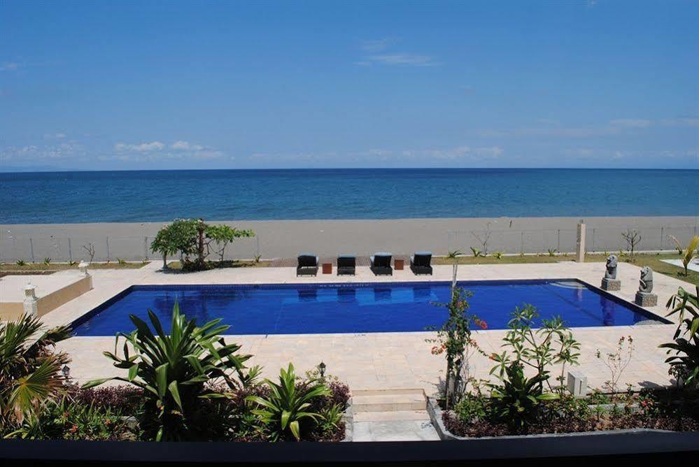Lombok Beach Villa Mangsit Exterior photo