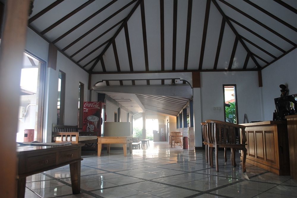 Lombok Beach Villa Mangsit Exterior photo